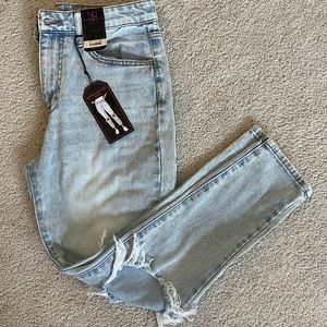 Super High Rise Mom Jeans
